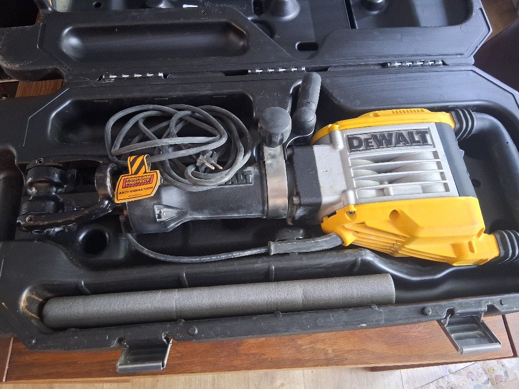 DeWALT D25960K-QS Hakhamer  (elektrisch breekhamer), Doe-het-zelf en Verbouw, Gereedschap | Handgereedschap, Zo goed als nieuw