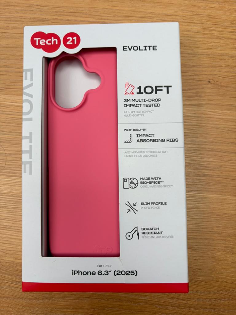 Tech21 hoesje Iphone 17, IPhone 17, Hoesje of Tasje, Ophalen of Verzenden, Zo goed als nieuw