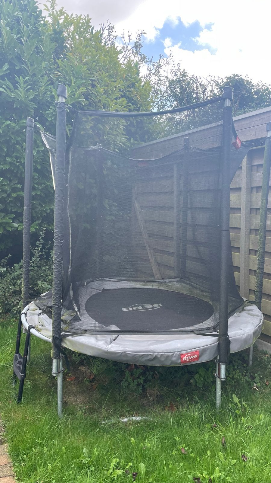 graits BERG Trampoline met veiligheidsnet, Kinderen en Baby's, Ophalen of Verzenden, Gebruikt