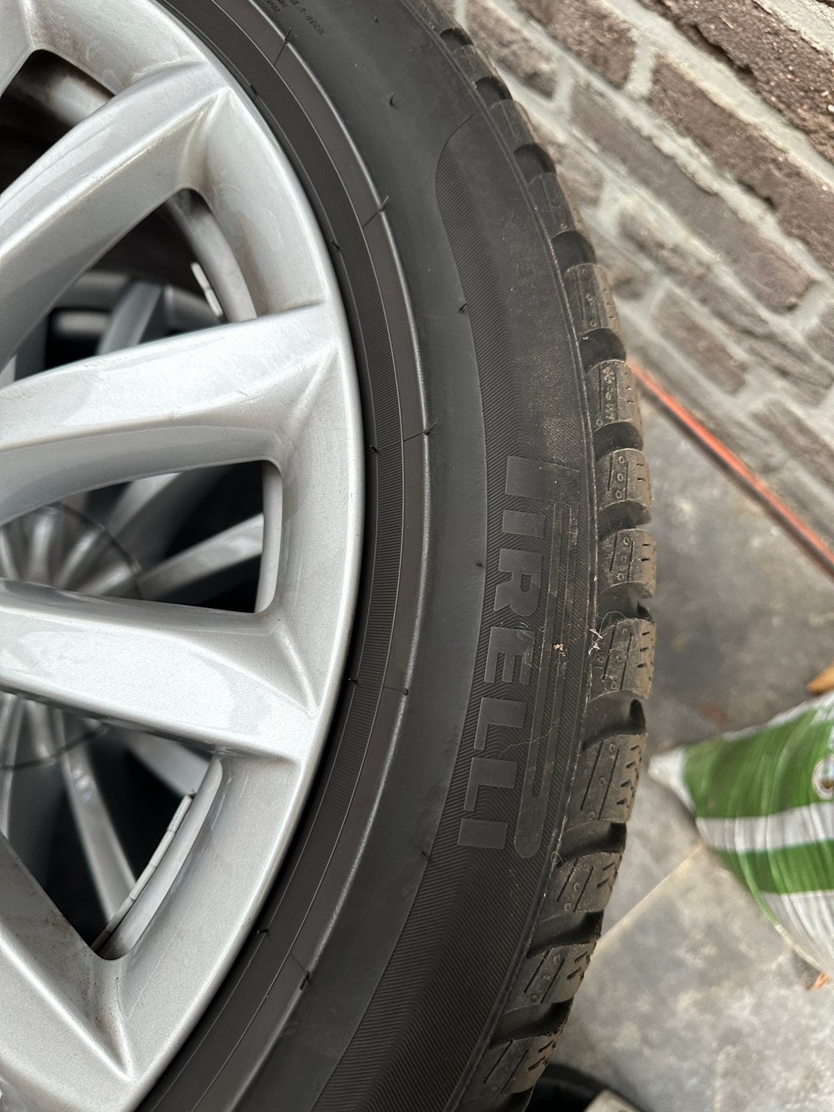Pirelli Sottozero 3 Winterbanden BMW 7 Serie (2016-2022), Winterbanden, Band(en), Personenwagen, Ophalen