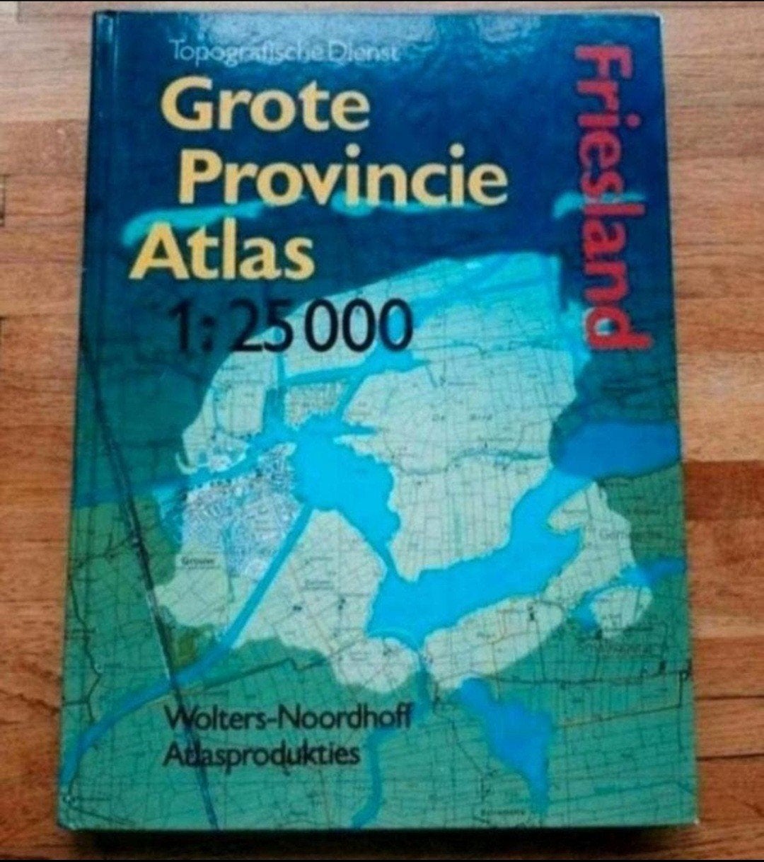 Grote provincie atlas Friesland
Wolters noordhoff atlasprodu, Ophalen of Verzenden, 1800 tot 2000, Nederland, Landkaart