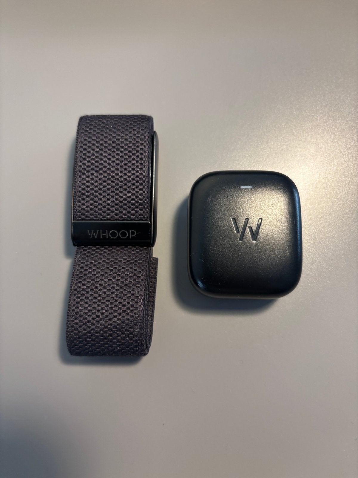 Whoop 4.0 Activity Tracker met Band en Oplader, Ophalen of Verzenden, Zo goed als nieuw, Waterdicht, Grijs