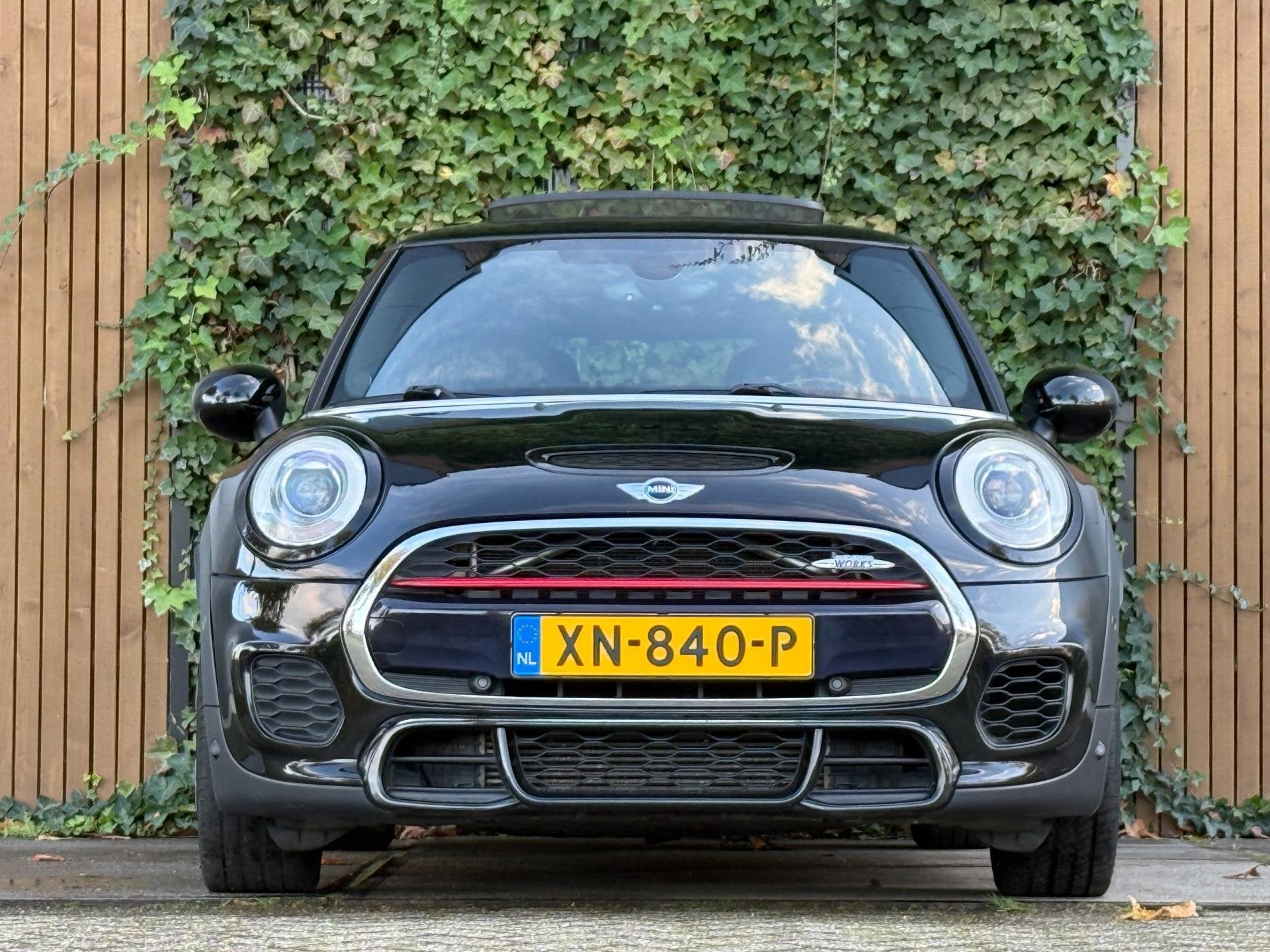 Mini Mini 2.0 John Cooper Works Chili|PANO|HEAD UP|231PK|JCW, 1998 cc, Gebruikt, 4 cilinders, 4 stoelen