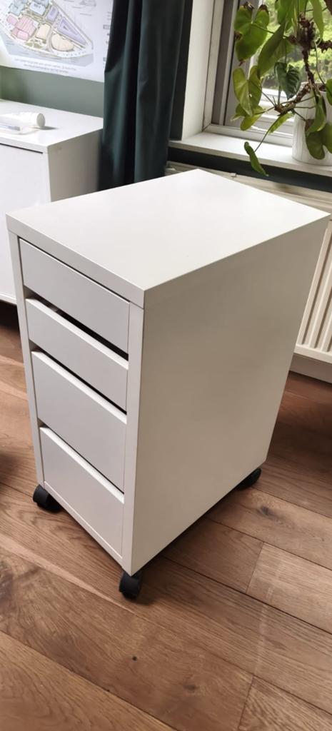 Ikea - Ladeblok op wieltjes - 4 laden - Wit, Minder dan 50 cm, Gebruikt, Ophalen of Verzenden, 3 of 4 laden
