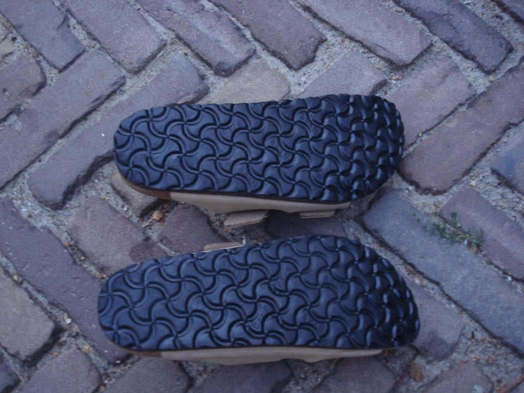 BIRKENSTOCK DOUBLE BIG BUCKLE 38 GRATIS VERZENDING PER POST, Slippers, Verzenden, Beige, Zo goed als nieuw