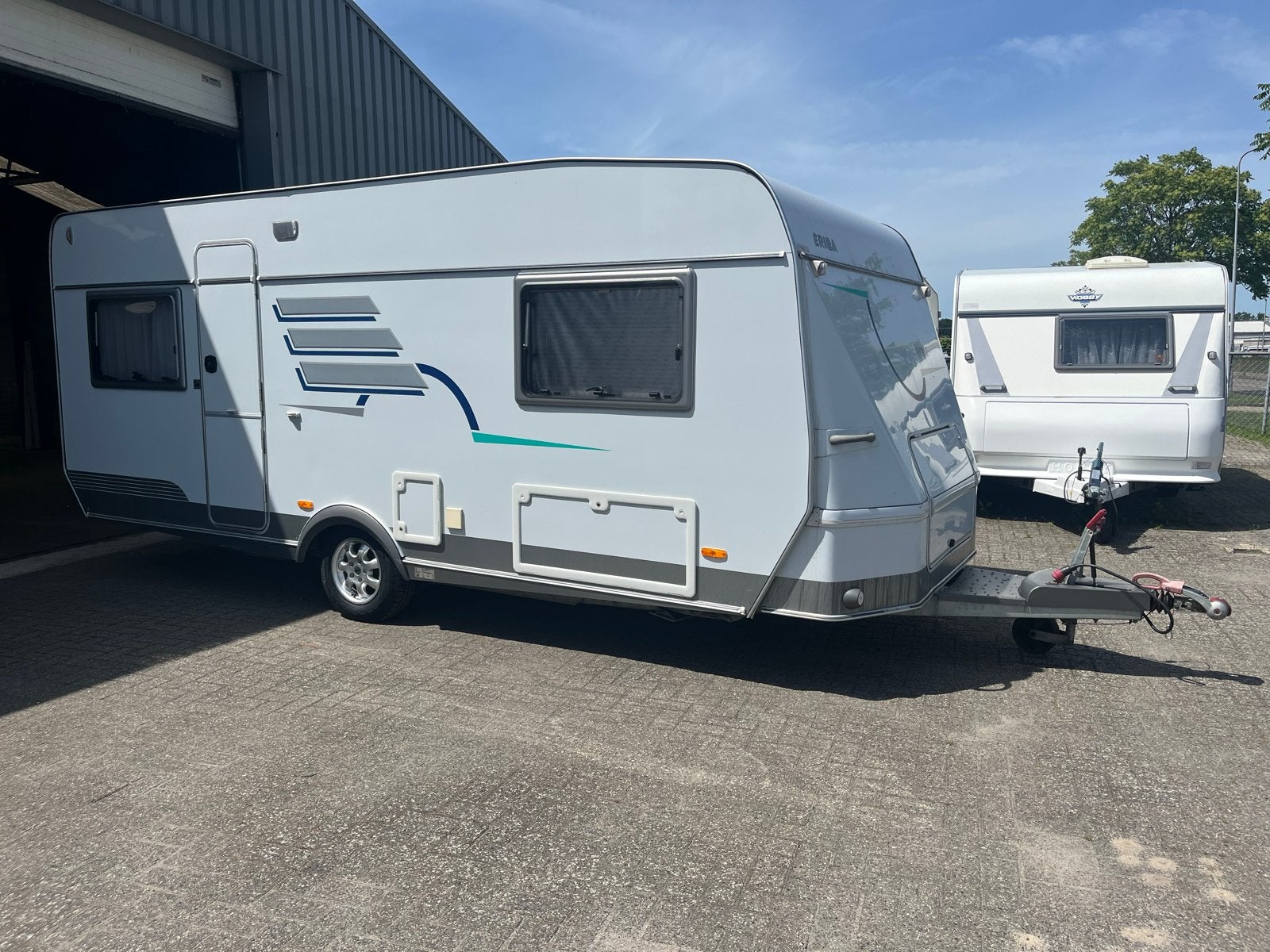 Zeer nette en complete Eriba Nova 532 2003 +voortent/luifel, Rondzit, Omvormbare zithoek, Particulier, 5 tot 6 meter