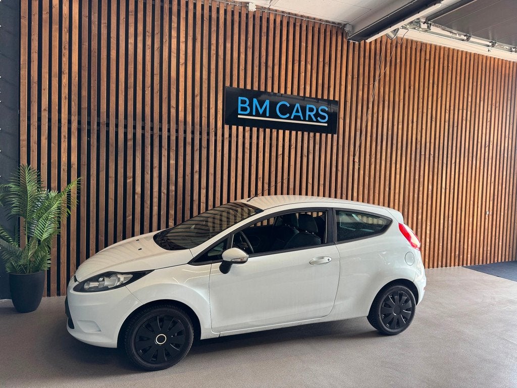 Ford Fiesta 1.25 Titanium Airco, Carplay, Voorwielaandrijving, Euro 5, Gebruikt, 4 cilinders
