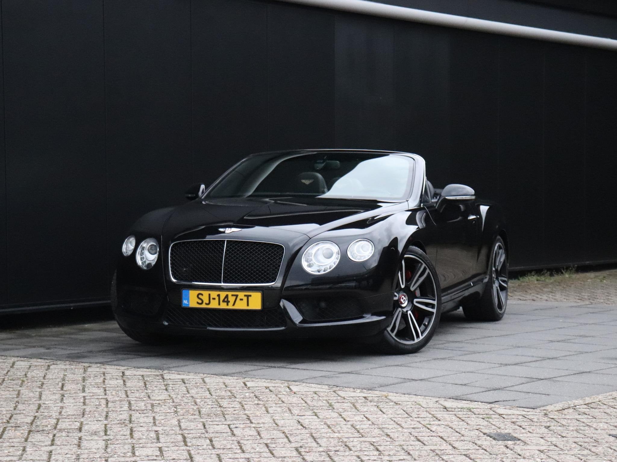 Bentley Continental GTC 4.0 V8 LEDER | MEMORY | NAIM AUDIO |, Auto's, Bentley, Automaat, Euro 5, Gebruikt, 8 cilinders