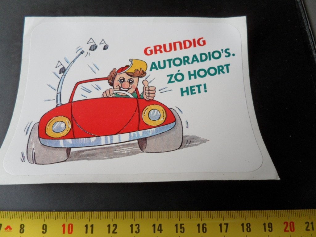 sticker GRUNDIG autoradio's. Zó hoort het !, Ophalen, Zo goed als nieuw