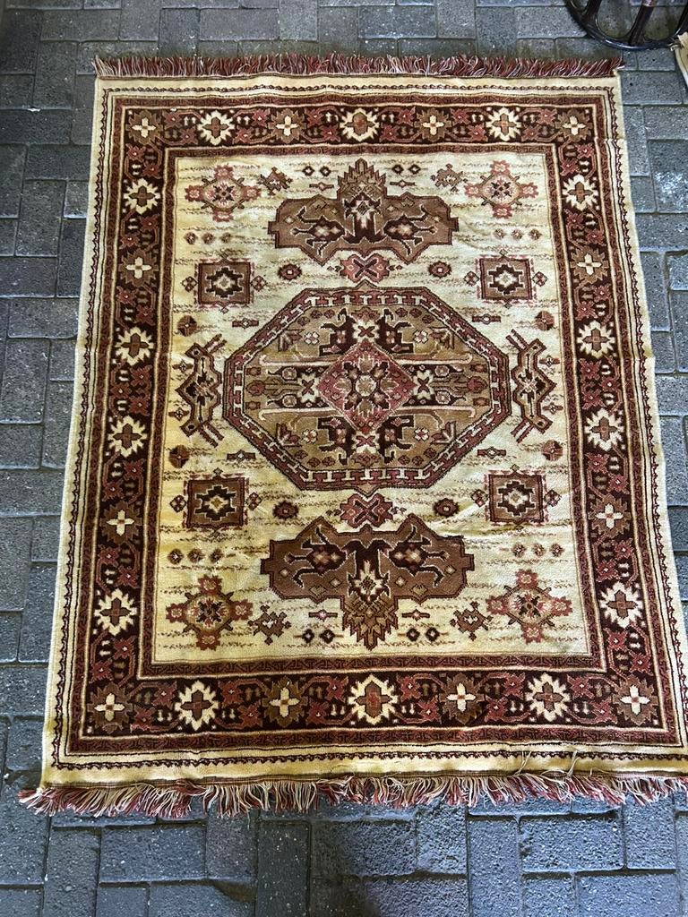Vintage jaren 70 oud roze/ beige vloer/ tafelkleed, franjes, ?, Rechthoek, ?, ?