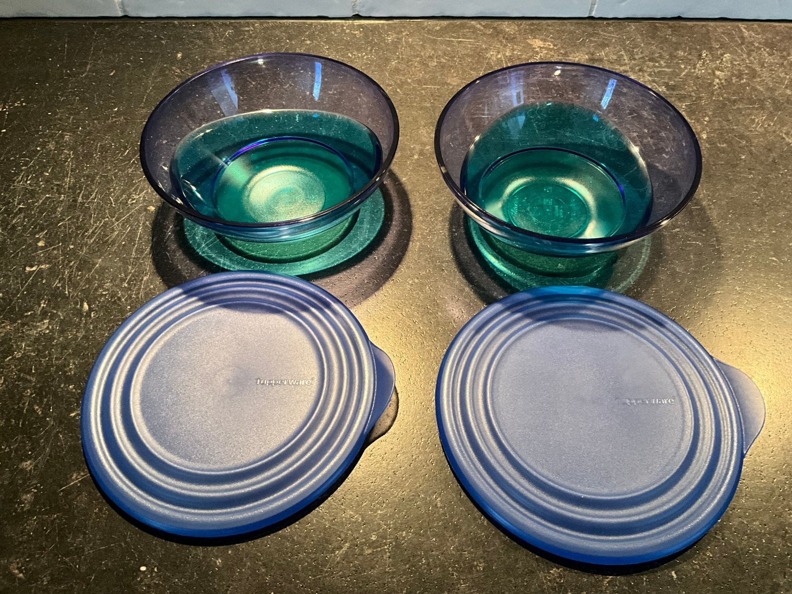 Tupperware kommen, Ophalen of Verzenden, Zo goed als nieuw, Groen, Bak of Kom