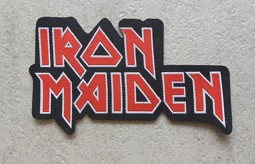 Iron Maiden leuke  official shaped logo patch 38, Verzenden, Nieuw, Kleding
