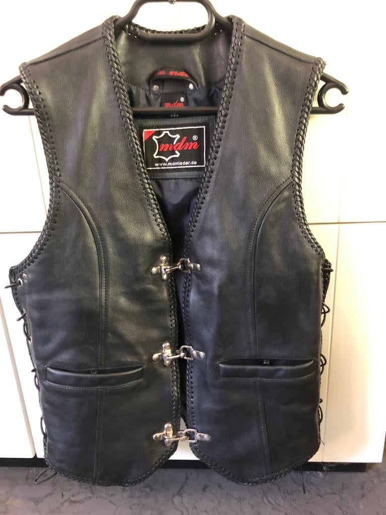 Leren motorvest met gevlochten randen en gespen, Ophalen of Verzenden, Nieuw zonder kaartje, Dames, Overige typen