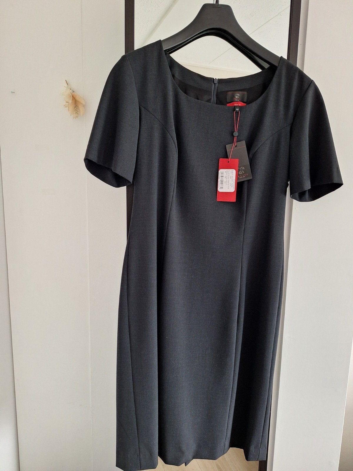 Reiff Jurk Maat 44 - Nieuw met kaartjes, Ophalen of Verzenden, Nieuw, Maat 42/44 (L), Grijs