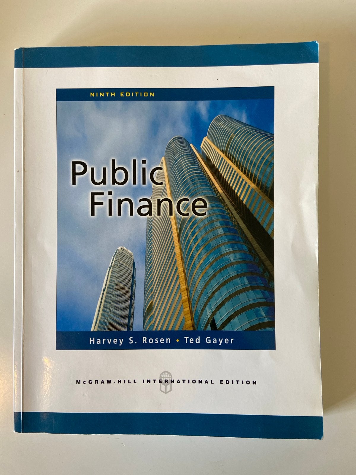 Public Finance - Harvey S. Rosen & Ted Gayer (9e editie), Ophalen of Verzenden, Gamma, Gelezen, HBO