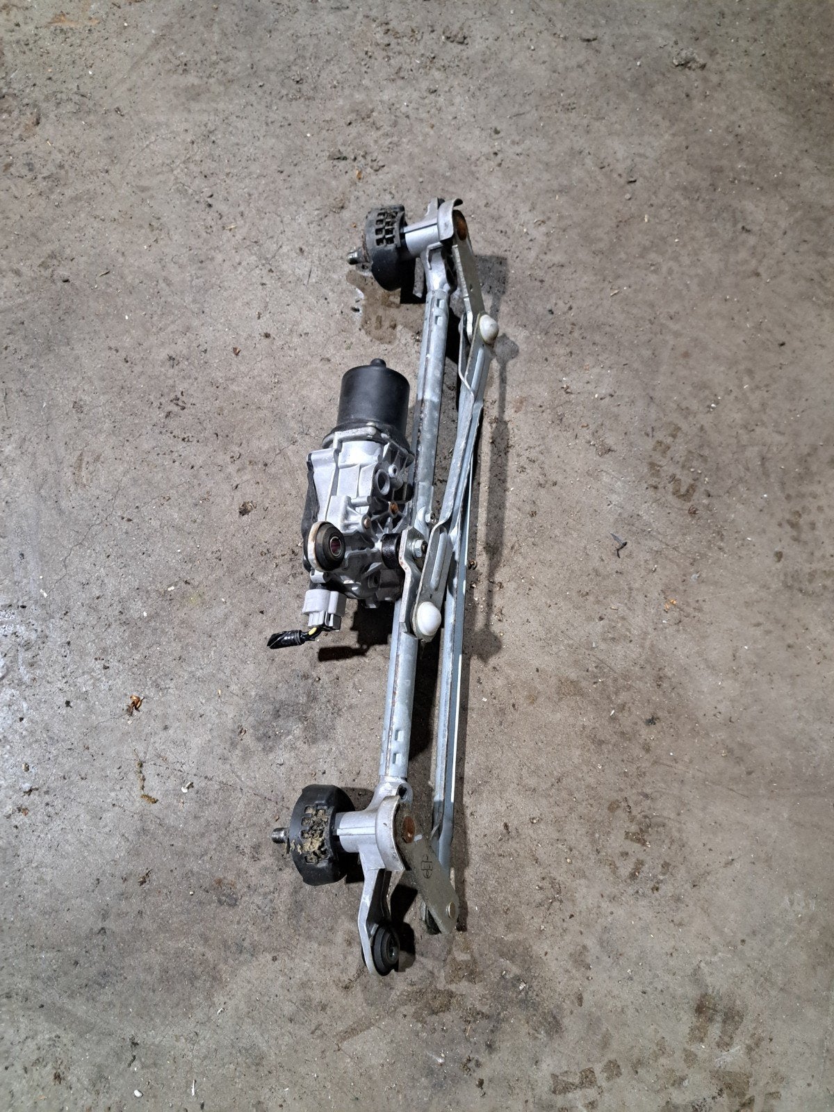 Ruitenwissermechanisme met motor
Nissan qashqai, Auto-onderdelen, Ophalen, Nissan