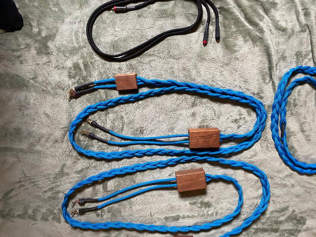 Sonore bekabeling luidspreker RCA Power cable, Ophalen, Zo goed als nieuw, 2 tot 5 meter, Luidsprekerkabel