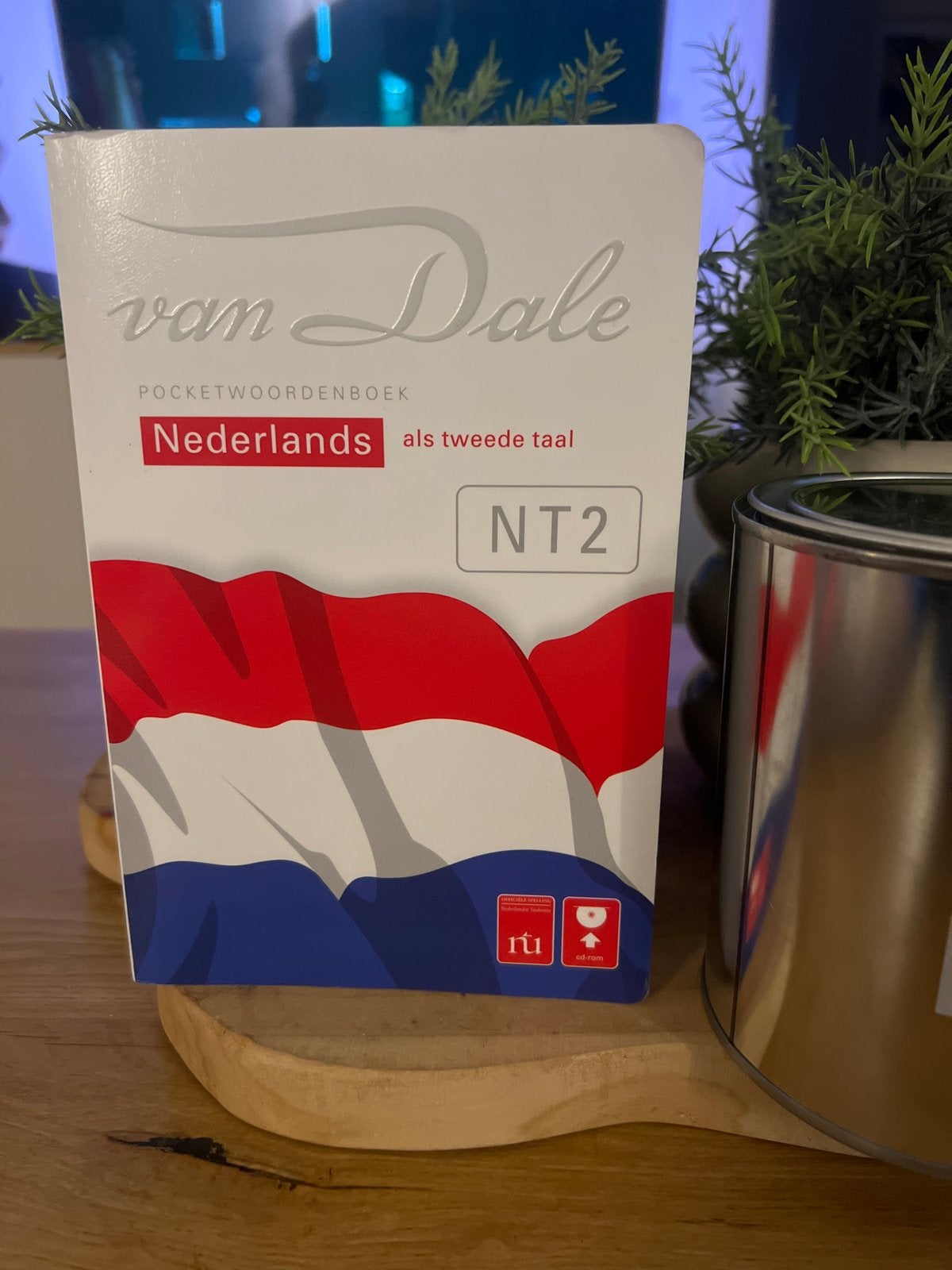 Van Dale Pocketwoordenboek Nederlands als tweede taal NT2, Ophalen of Verzenden, Zo goed als nieuw, Van Dale, Nederlands