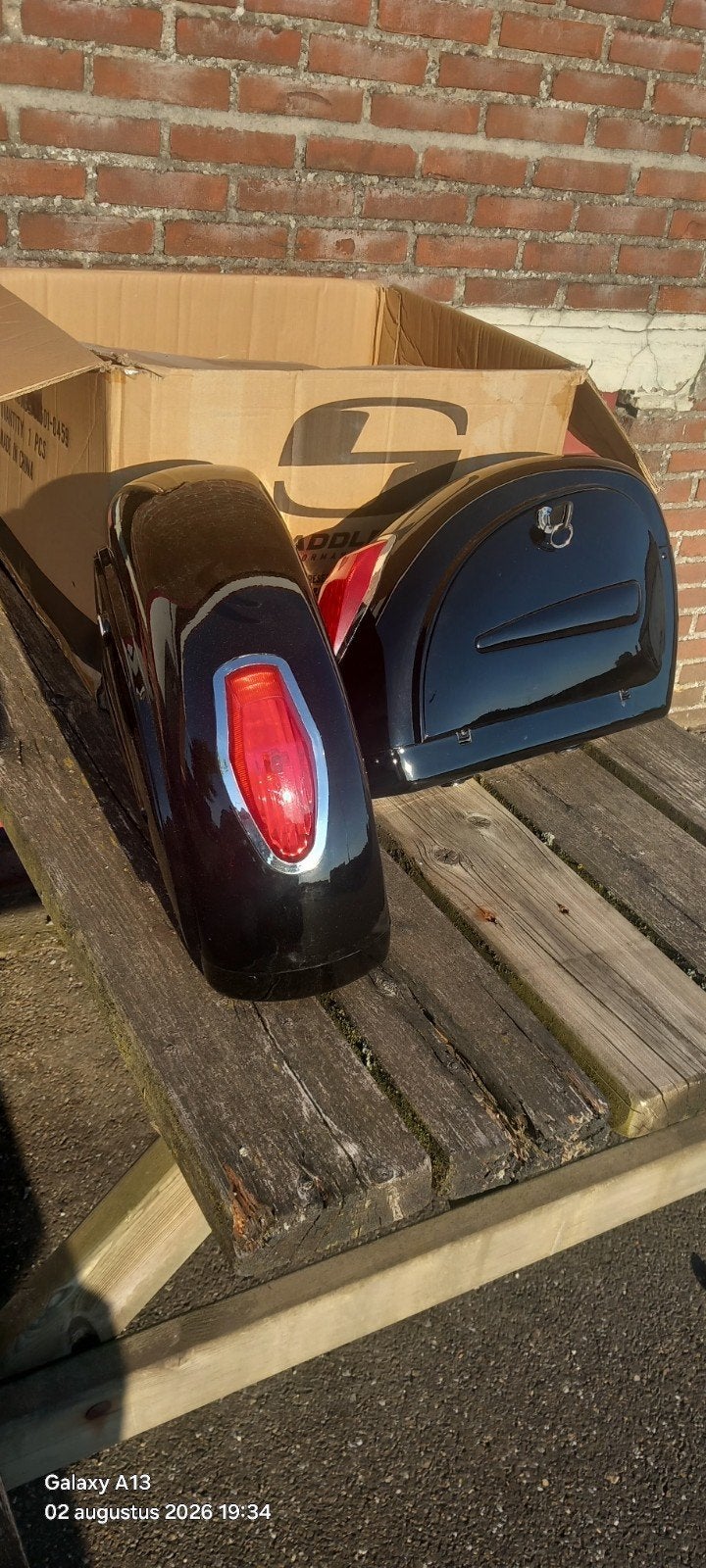 kunstof koffers Intruder C-800, Ophalen, Zo goed als nieuw
