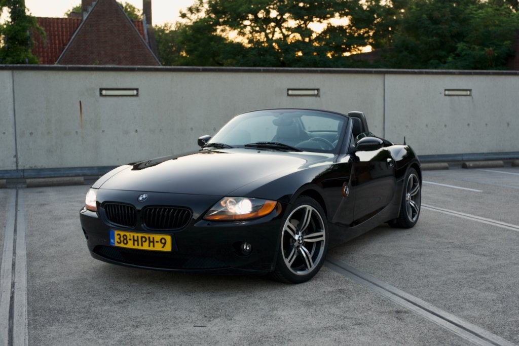 BMW Z4 2.5 I Roadster 2004 Zwart, Auto's, BMW, Achterwielaandrijving, Zwart, Cabriolet, Zwart