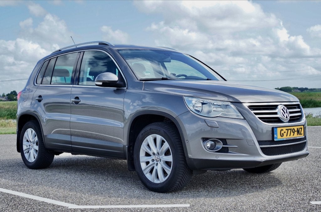 Volkswagen Tiguan 1.4 TSI 110KW 4MOTION 2011 Grijs, 13 km/l, Euro 5, Stof, Zwart