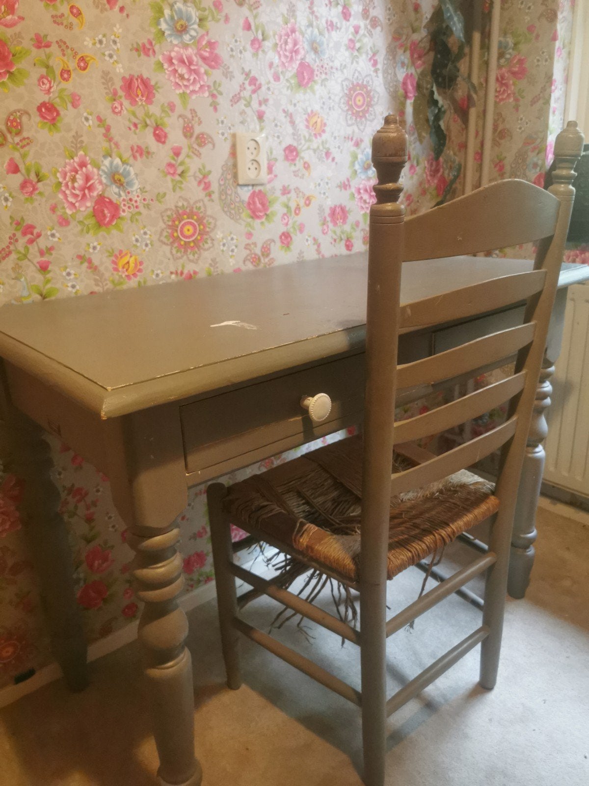 Vintage bureau met stoel - opknapper, Ophalen of Verzenden
