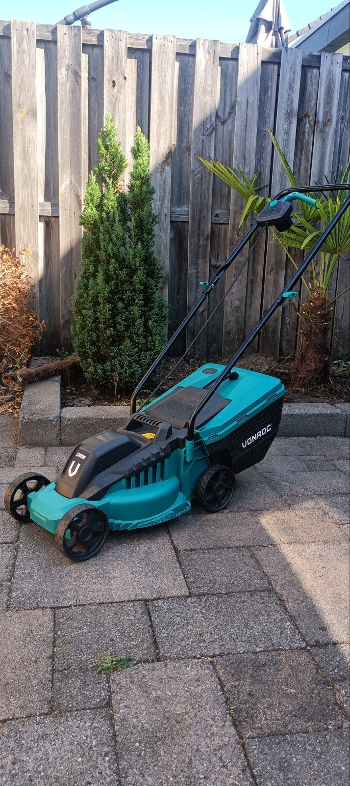 vonroc grasmaaier, Tuin en Terras, Gebruikt, Elektrische grasmaaier, Elektrische starter, 30 t/m 39 cm