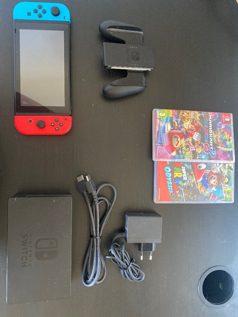 Nintendo Switch bundel, Met games, Met 2 controllers, Nieuw, Ophalen of Verzenden