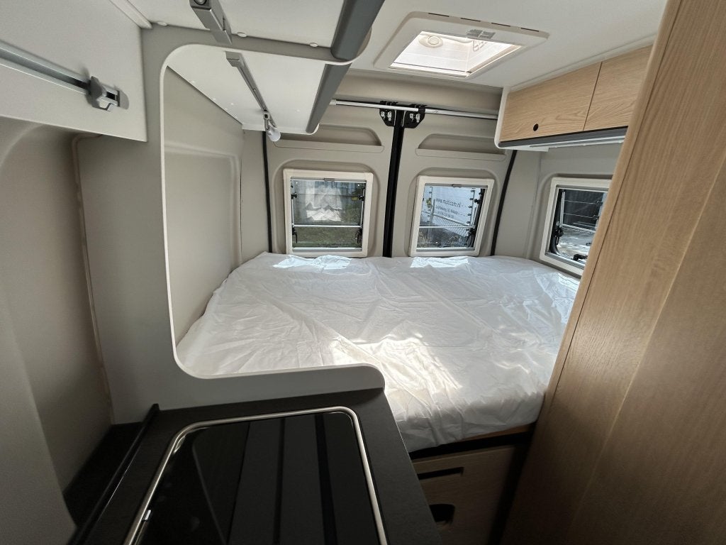 Sunlight Cliff 540 AE Automaat + LED, Caravans en Kamperen, Automaat, Buscamper of Camperbus, Sunlight, Fiat