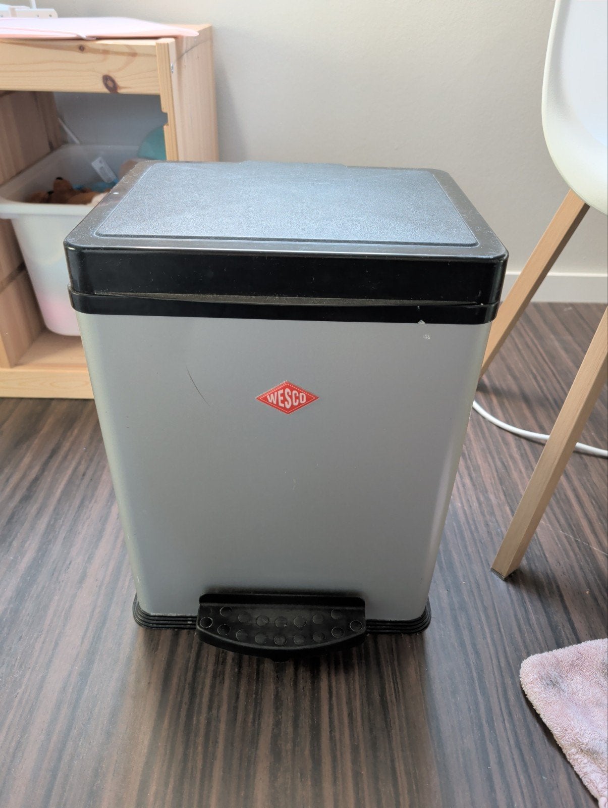 Wesco Prullenbak met Twee Bakken - Grijs, Huis en Inrichting, Woonaccessoires | Prullenbakken, Ophalen, 50 – 75, Gebruikt, Met pedaal