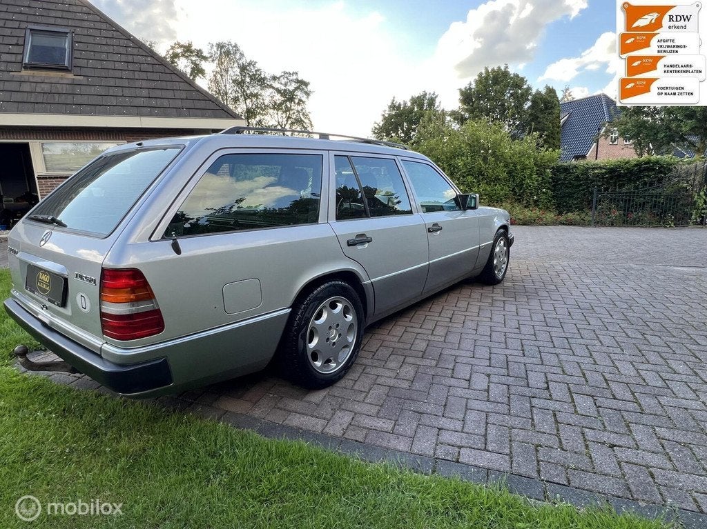 Nette Mercedes W124 Kombi 300TD/147pk Sportline 1991 Uniek!, Automaat, Achterwielaandrijving, Gebruikt, Diesel