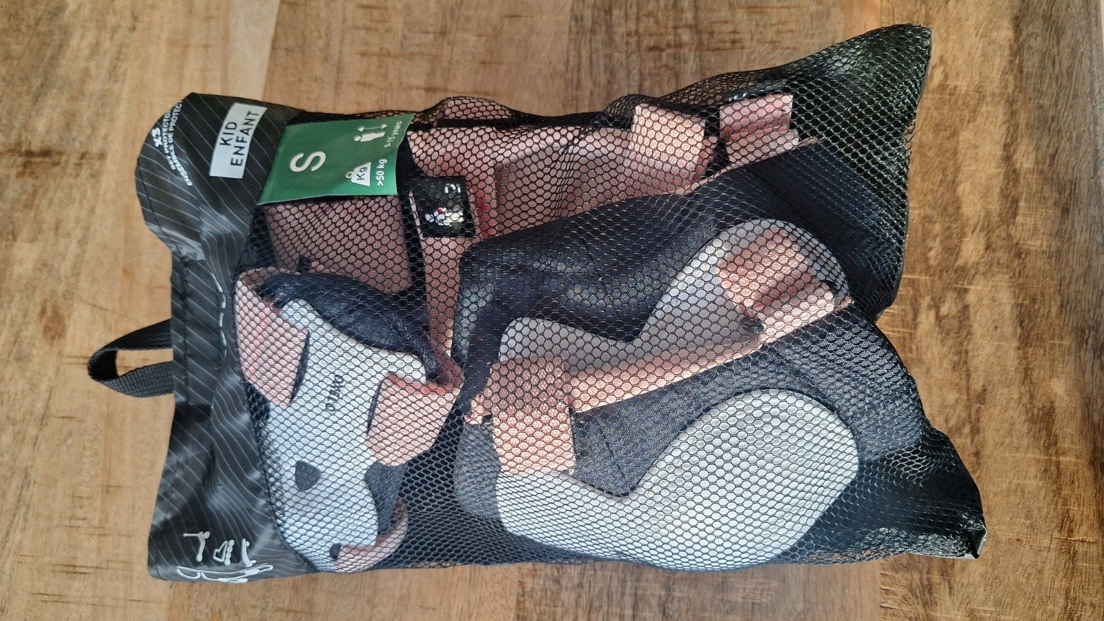 Decathlon Oxelo kinderbeschermers set (3x2) - Maat S, Overige merken, Kinderen, Ophalen of Verzenden, Zo goed als nieuw