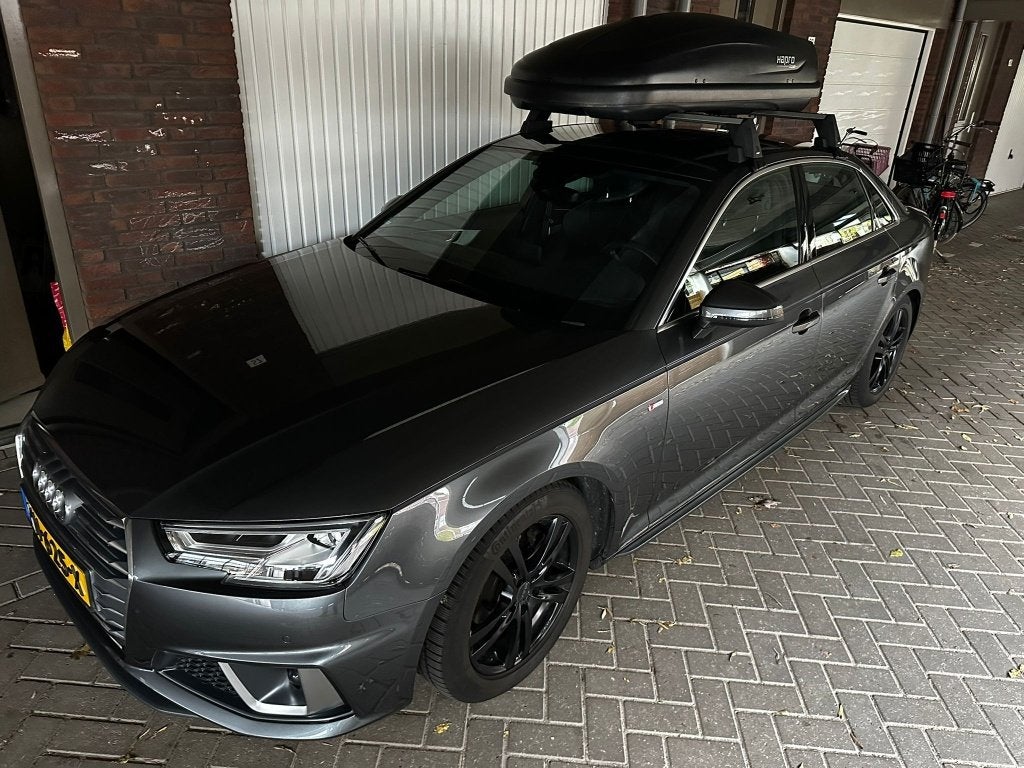 Zeer nette 17Inch velgen Audi A4 met winterbanden, Ophalen, Gebruikt, Banden en Velgen, 17 inch