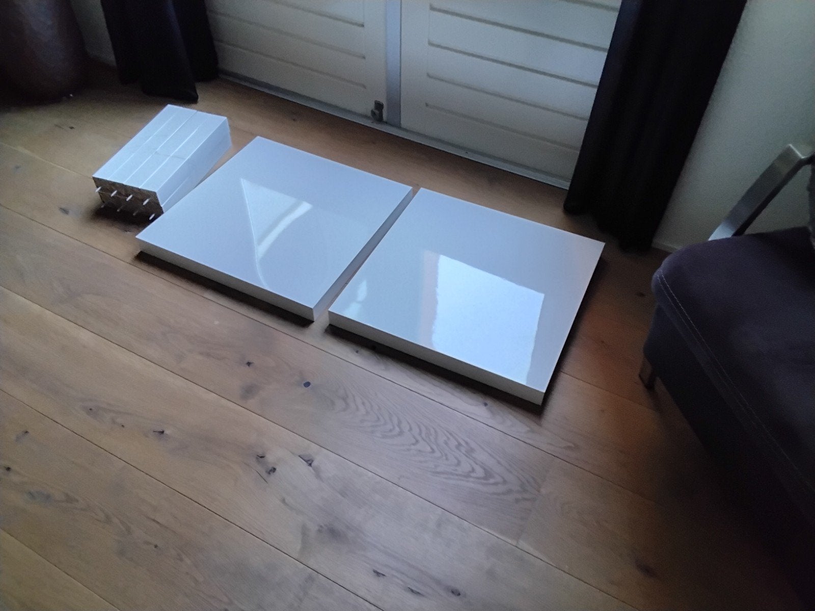 2 witte bijzettafels Ikea, Huis en Inrichting, Ophalen