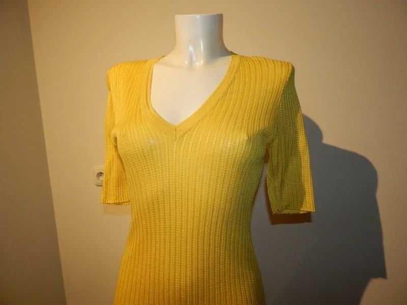 Missoni Geel top shirt IT 48 mooi breisel werkje in de stof, Kleding | Dames, Verzenden, Geel, Maat 42/44 (L), Zo goed als nieuw