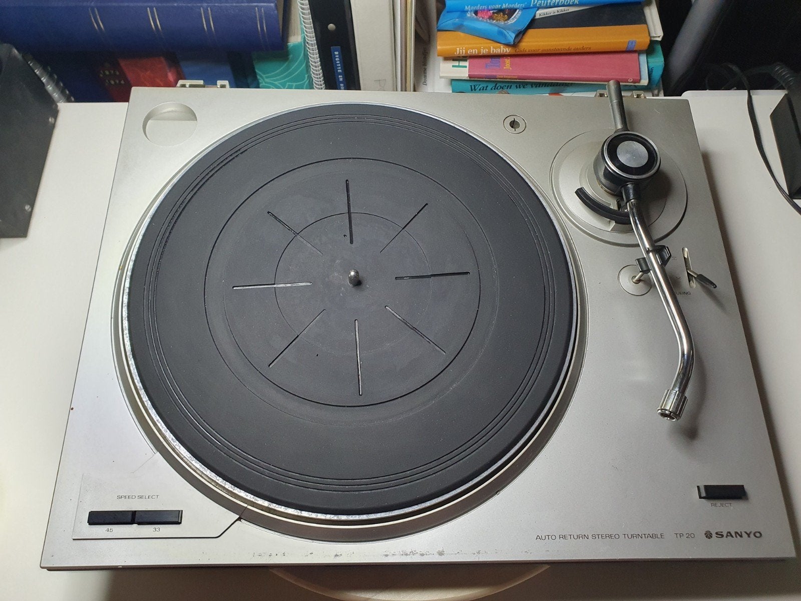 Sanyo TP20 platenspeler, als basis voor project / onderdelen, Audio, Tv en Foto, Platenspelers, Ophalen of Verzenden, Niet werkend
