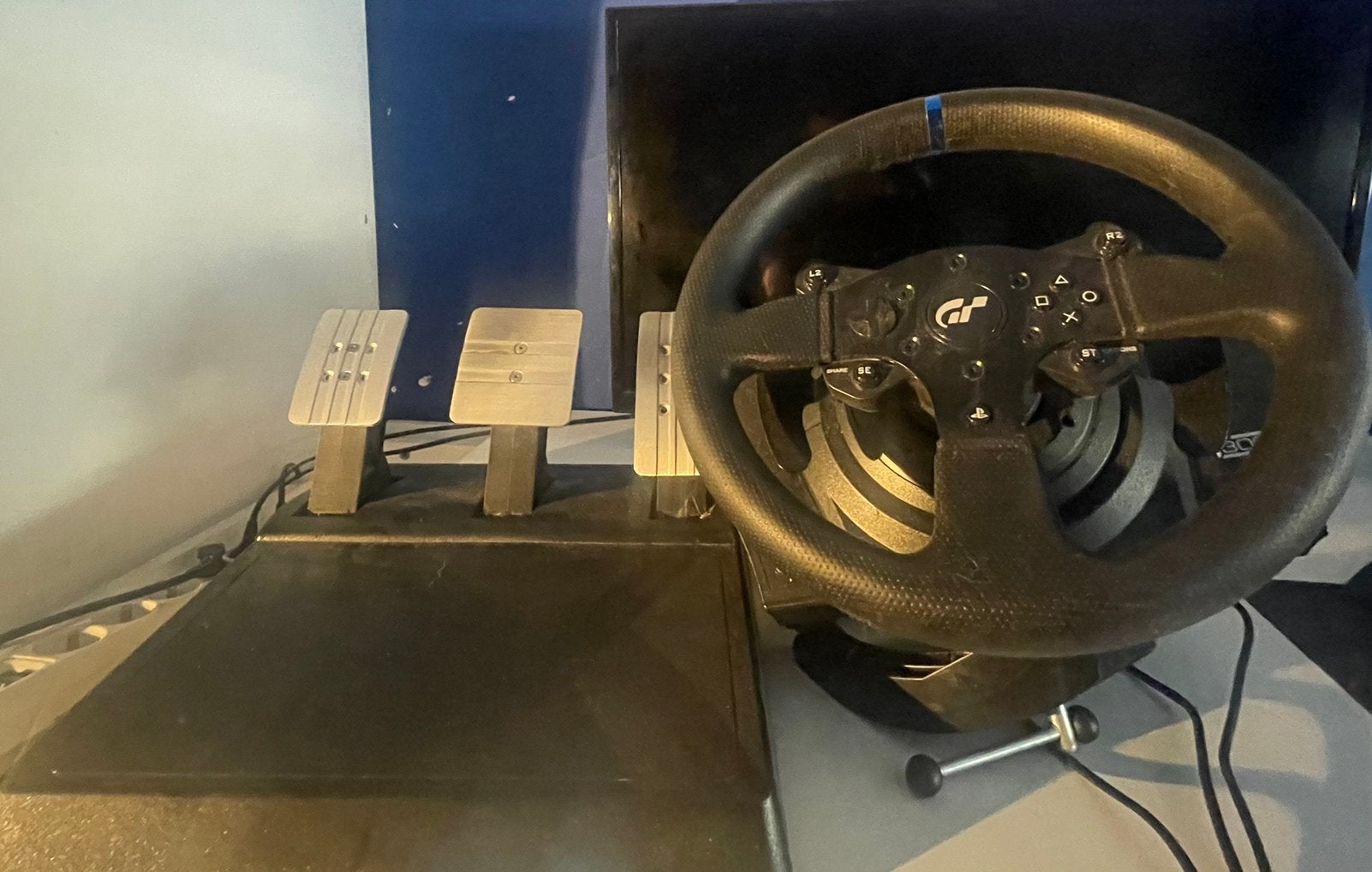 Zwarte gaming wheel for auto games en heeft goeie FFB., Ophalen, Zo goed als nieuw, Playstation 5