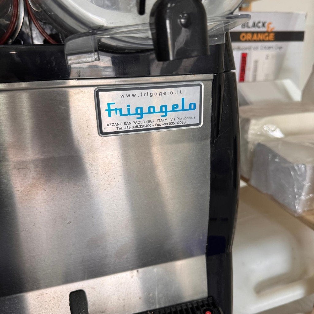 Slush puppy machine Frigogelo, Ophalen, Zo goed als nieuw, Zelfvriezend