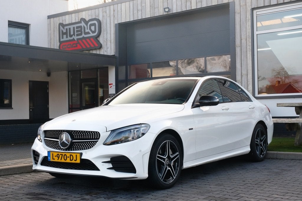 Mercedes-Benz C-Klasse 300 e AMG Line Pano, Leder, Origineel, Auto's, Automaat, Dealer onderhouden, Euro 6, 320 pk