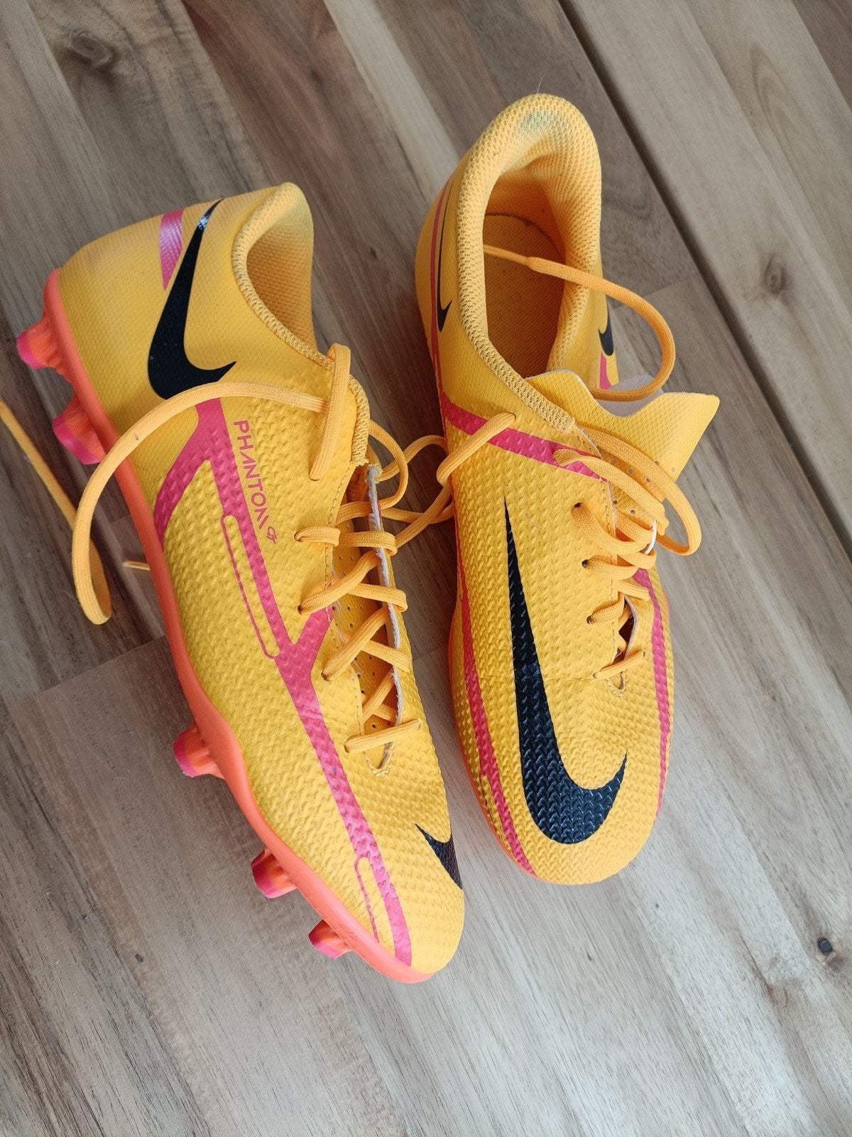 Nike kicksen maat 40, Sport en Fitness, Voetbal, Maat XS of kleiner, Schoenen, Ophalen of Verzenden, Zo goed als nieuw