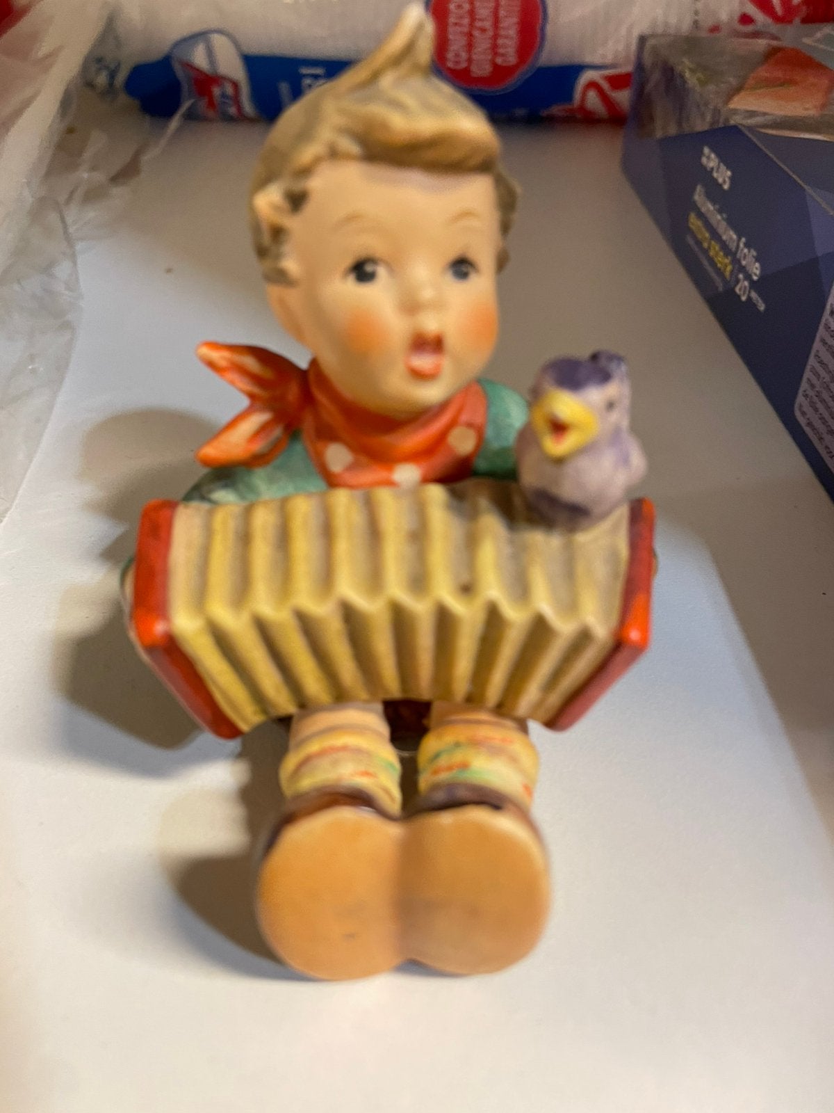 Goebels jongetje met accordeon, Ophalen of Verzenden, Zo goed als nieuw, Mens