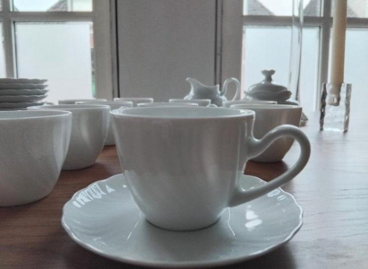 Tirschenreuth Bavaria espresso kopjes, melk- en suikerpot, Ophalen of Verzenden, Zo goed als nieuw, Effen, Kop(pen) en/of Schotel(s)