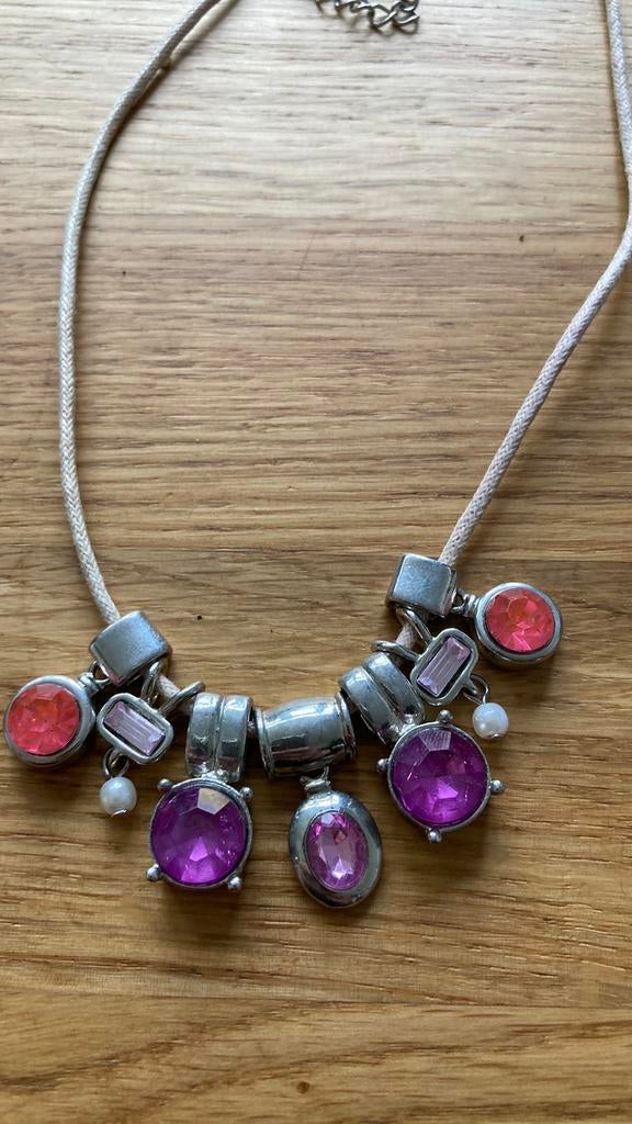 Sierlijke ketting - paars roze, Overige materialen, Verstelbaar, Paars, Ophalen of Verzenden