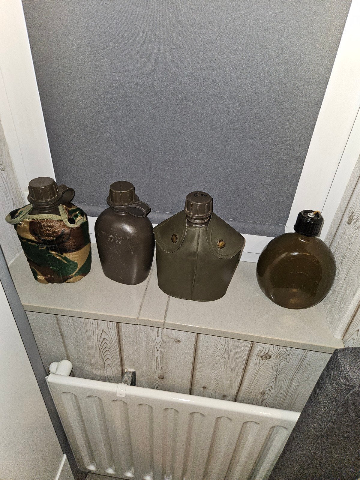 Militaire veldflessen, Verzamelen, Ophalen of Verzenden, Overige soorten, Overige gebieden, Overige typen
