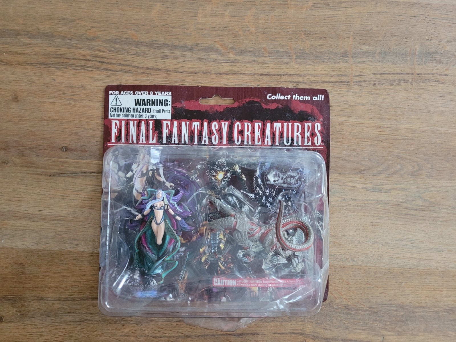 Final fantasy creatures yunalesca en cerberus., Verzenden, Zo goed als nieuw