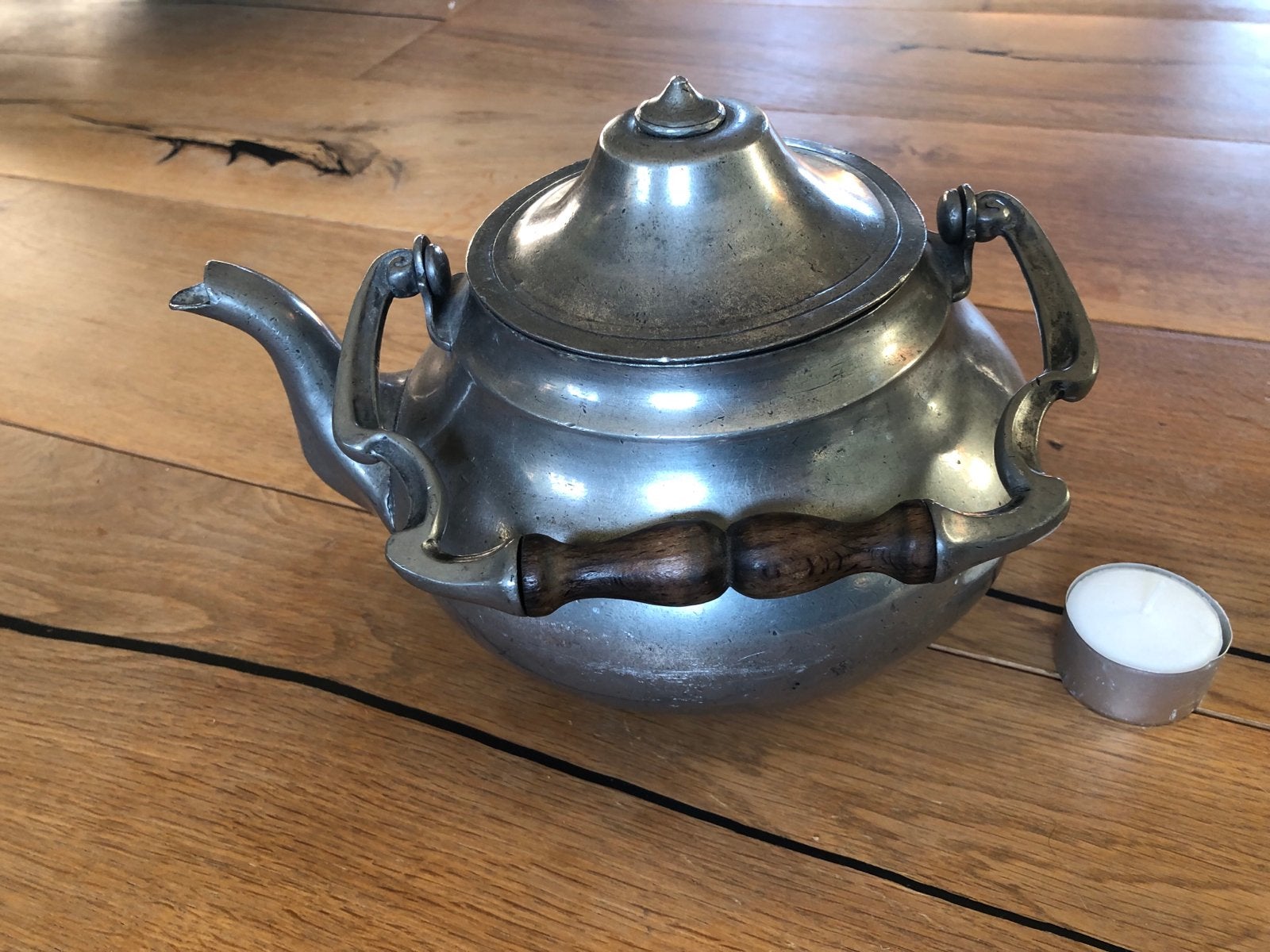 Antieke tinnen theepot met houten handvat, Antiek en Kunst, Ophalen