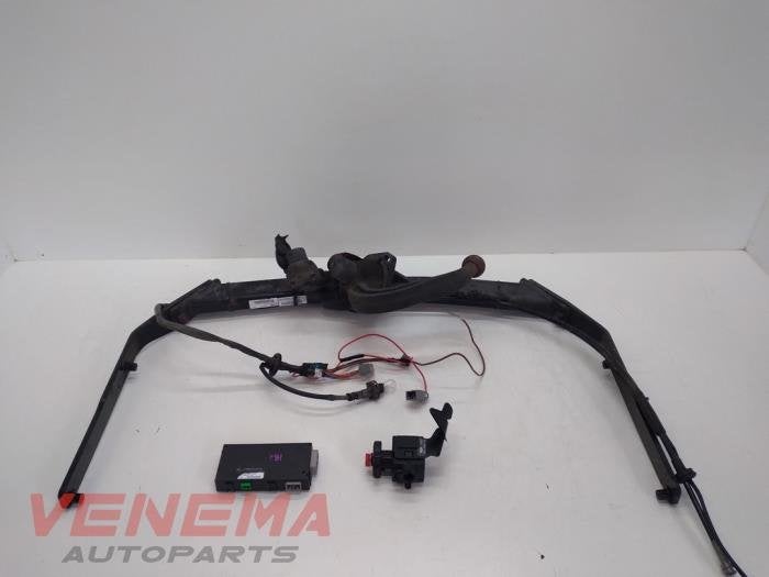 Trekhaak van een Ford C-Max, Gebruikt, -, -, Ophalen of Verzenden