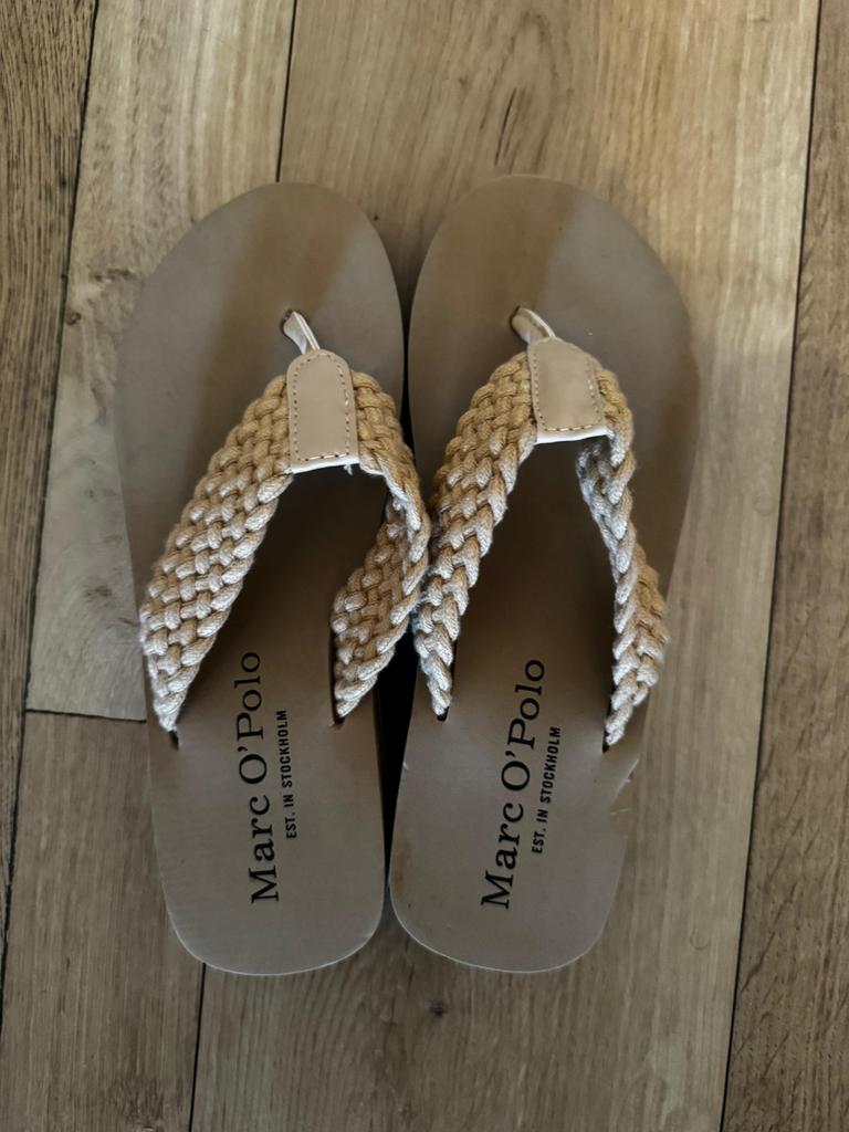 Marc O'Polo slippers - Nieuw met prijskaartje, Ophalen of Verzenden, Nieuw, Beige, Slippers