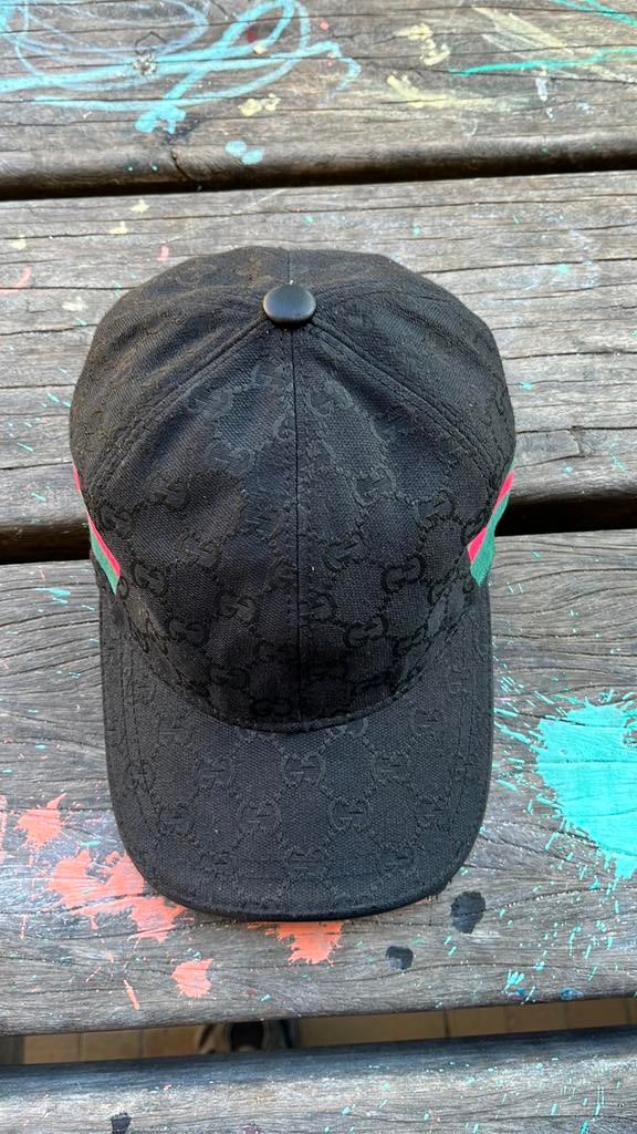 Gucci pet, Ophalen, Zo goed als nieuw