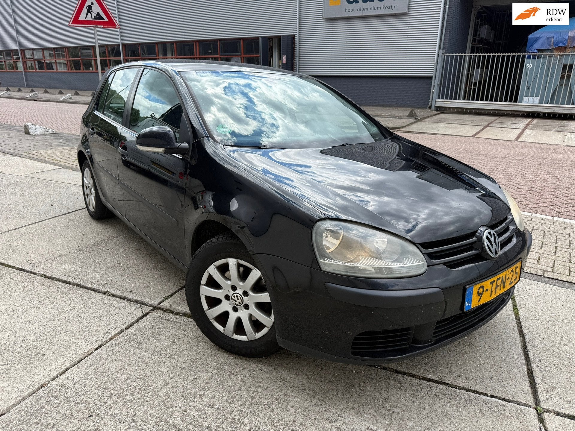 Volkswagen Golf 1.4 Turijn CarPlay Clima Clima 6 BAk APK 05-, Auto's, Volkswagen, Voorwielaandrijving, 4 cilinders, 610 kg, Zwart